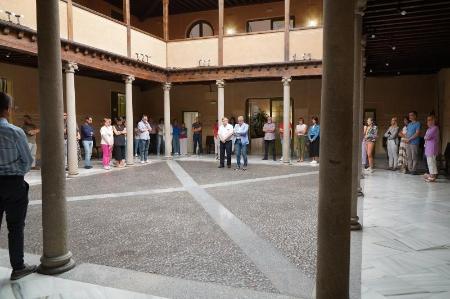 Imagen El Patio de Columnas del Palacio Provincial, escenario de un minuto de silencio por la última víctima de violencia machista en Béjar